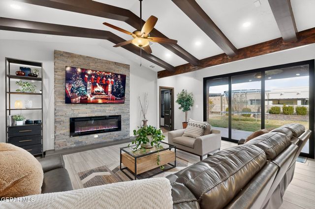 14737 HOLLY SPRINGS Avenue, El Paso, TX 79938