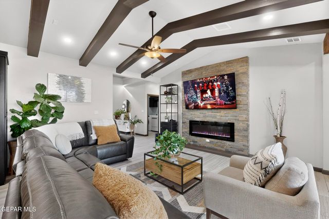 14737 HOLLY SPRINGS Avenue, El Paso, TX 79938