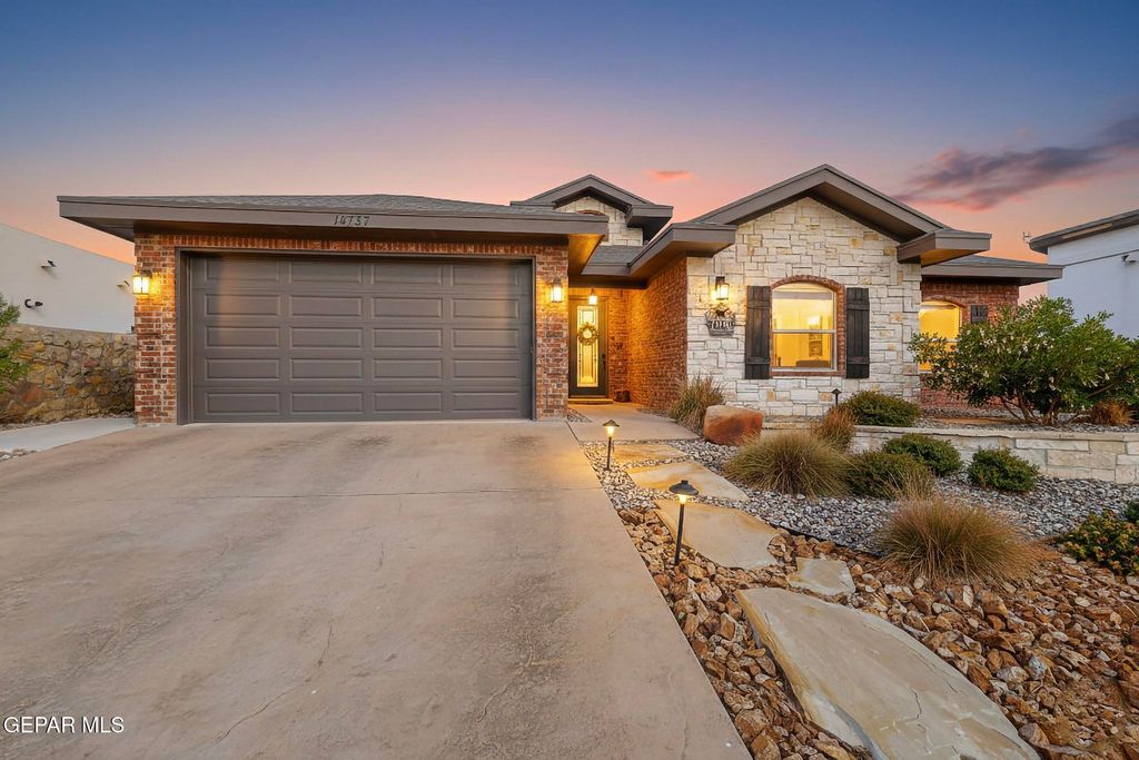 14737 HOLLY SPRINGS Avenue, El Paso, TX 79938