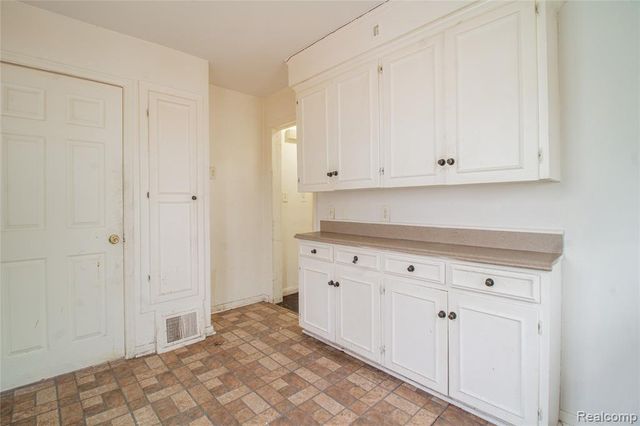 5298 Neff Avenue, Detroit, MI 48224