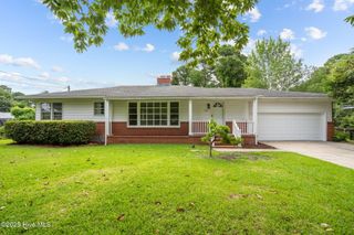 3941 Halifax Road, Wilmington, NC 28403