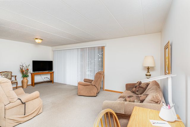 4920 W 134th Court 207, Crestwood, IL 60418