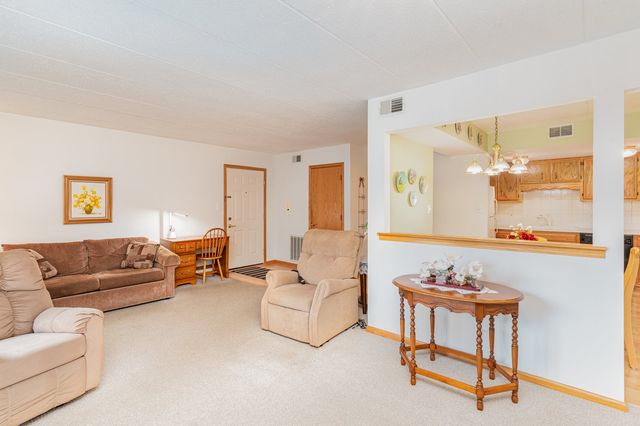 4920 W 134th Court 207, Crestwood, IL 60418