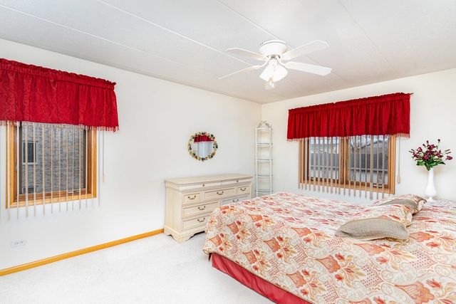 4920 W 134th Court 207, Crestwood, IL 60418