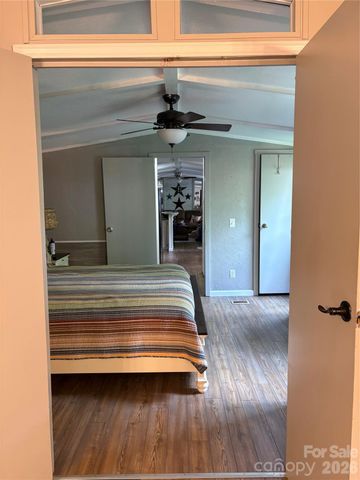 729 Don Felmet Road 2, Marshall, NC 28753