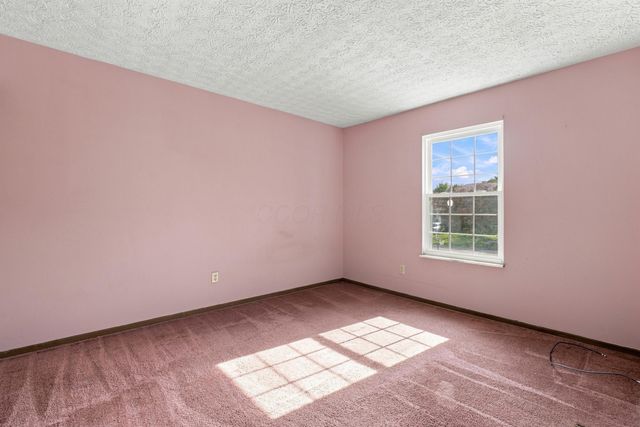 3167 Islington Court, Reynoldsburg, OH 43068