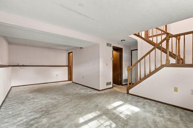 3167 Islington Court, Reynoldsburg, OH 43068