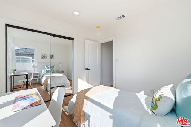 11934 S Van Ness Avenue, Hawthorne, CA 90250