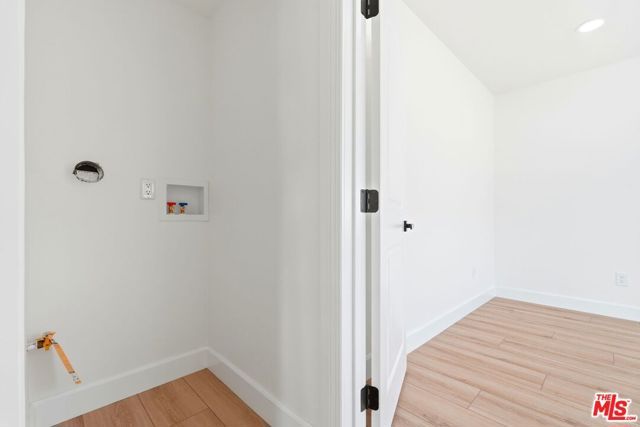 11934 S Van Ness Avenue, Hawthorne, CA 90250