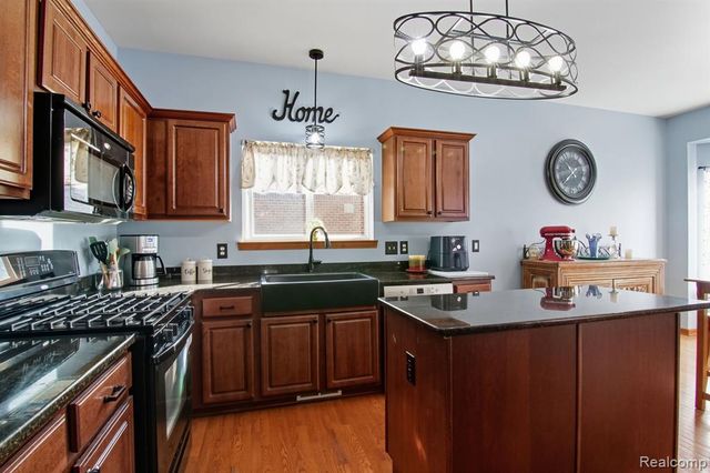 511 State Street, Oxford, MI 48371