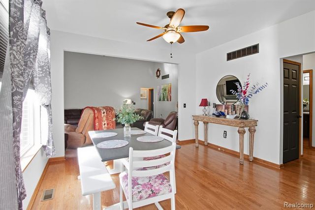 511 State Street, Oxford, MI 48371