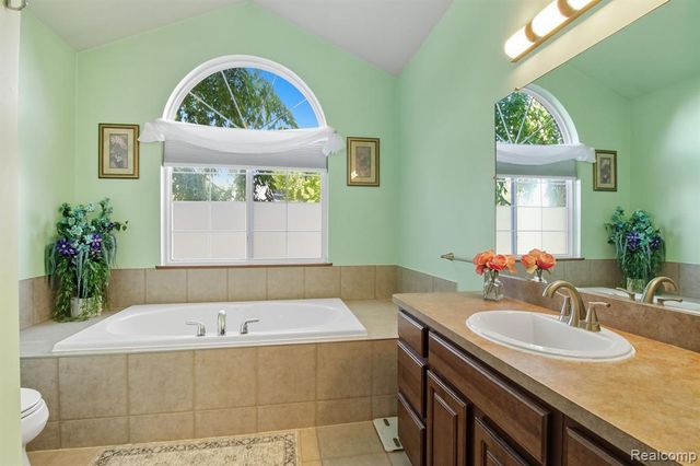 511 State Street, Oxford, MI 48371