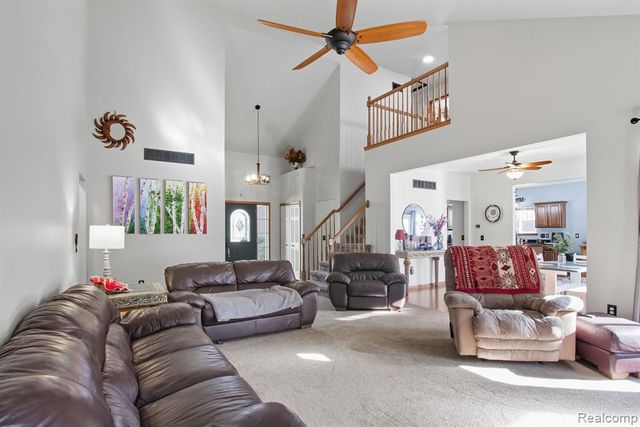 511 State Street, Oxford, MI 48371