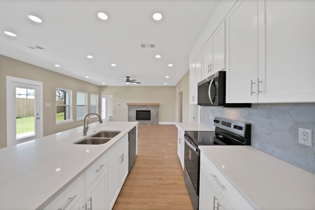 4616 Red Bud Court, The Colony, TX 75056