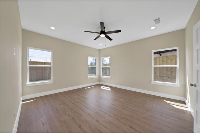 4616 Red Bud Court, The Colony, TX 75056