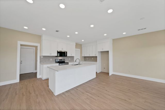 4616 Red Bud Court, The Colony, TX 75056