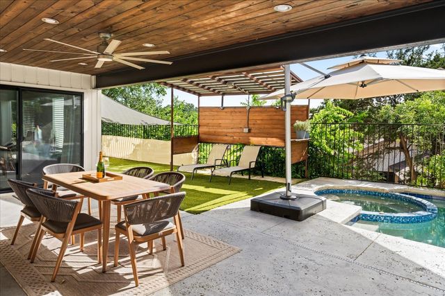 909 Electra, Lakeway, TX 78734