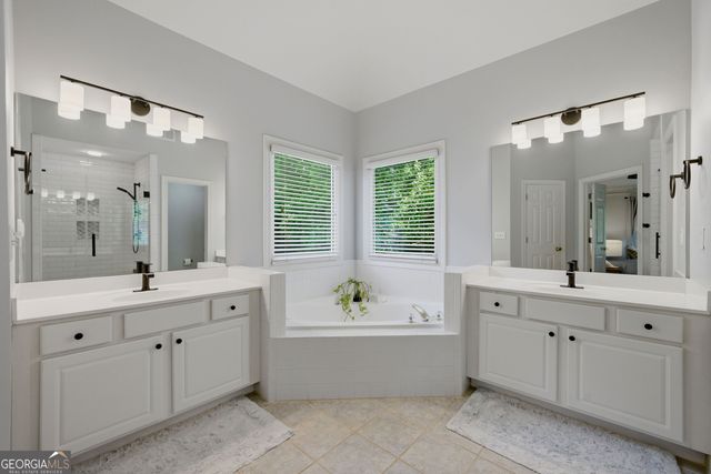 2139 Mauldin St NW, Atlanta, GA 30318