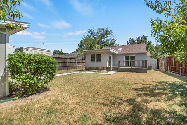 5423 Stoneleigh Avenue, Dallas, TX 75235