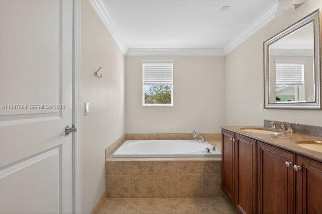 630 SE 15th St 5, Fort Lauderdale, FL 33316