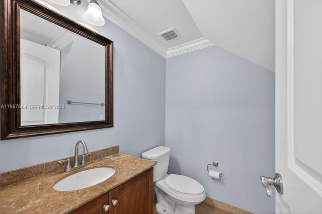 630 SE 15th St 5, Fort Lauderdale, FL 33316