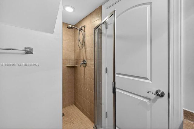 630 SE 15th St 5, Fort Lauderdale, FL 33316