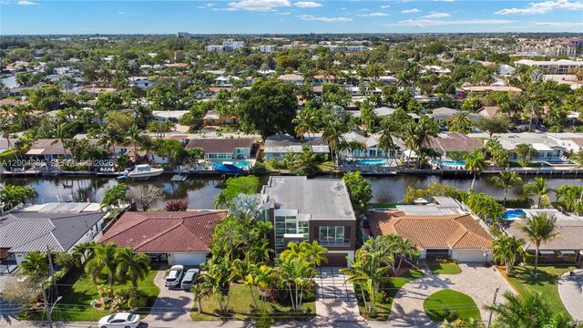 2217 NE 17th Ter, Wilton Manors, FL 33305