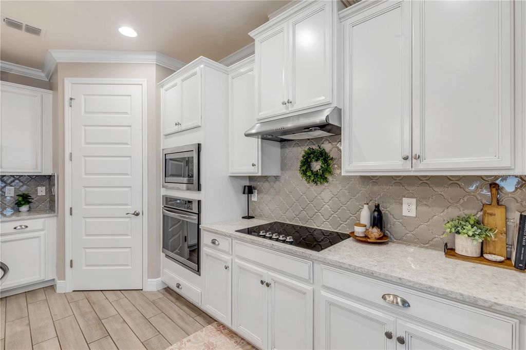 Image 21 of property listing at 3004 BORASSUS DRIVE, New Smyrna Beach, FL 32168