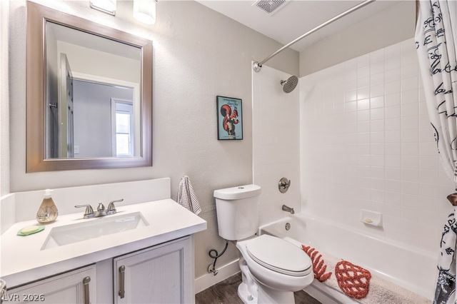 10104 Pinnacle View Place, Las Vegas, NV 89134