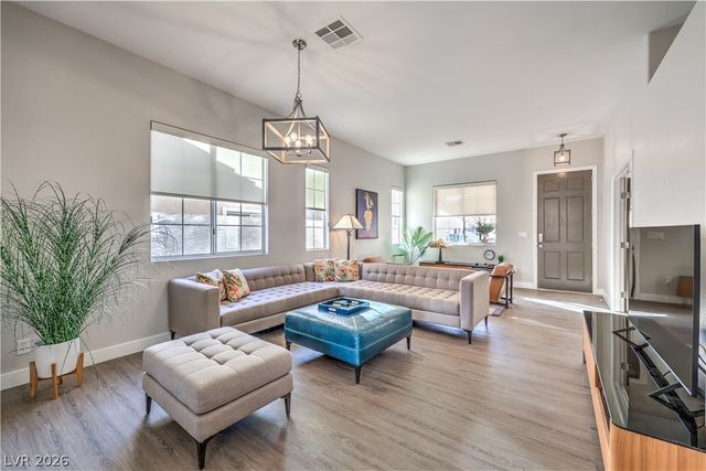 10104 Pinnacle View Place, Las Vegas, NV 89134