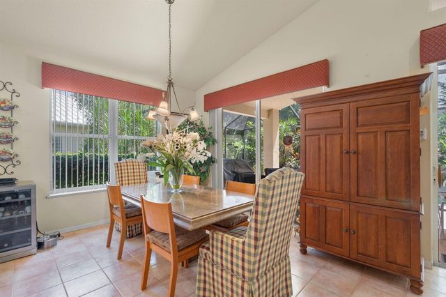 7154 Hawks View Trail, Port St. Lucie, FL 34986
