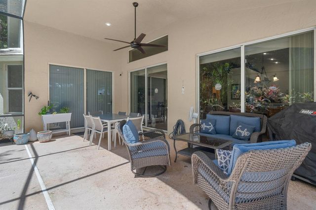 7154 Hawks View Trail, Port St. Lucie, FL 34986