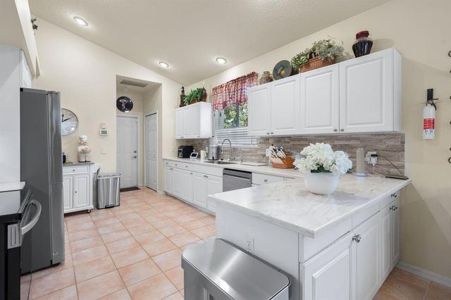 7154 Hawks View Trail, Port St. Lucie, FL 34986