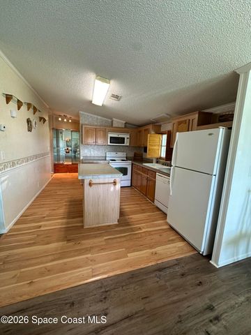 7530 Agawam Road, Micco, FL 32976