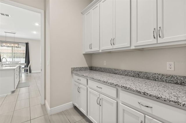 8373 LUDINGTON CIRCLE, Orlando, FL 32836