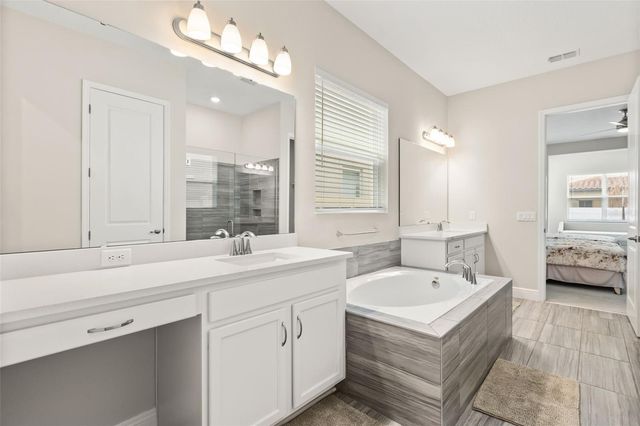 8373 LUDINGTON CIRCLE, Orlando, FL 32836