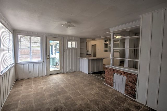 3104 Mariana Ave, Midland, TX 79701