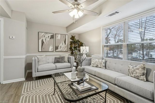 445 Eureka LOOP, Newport News, VA 23601