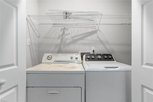 445 Eureka LOOP, Newport News, VA 23601