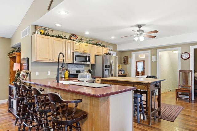 3267 Columbus Street, Grove City, OH 43123