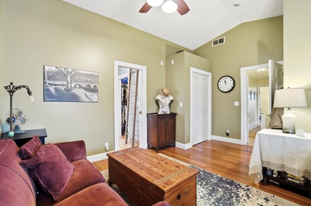 3267 Columbus Street, Grove City, OH 43123