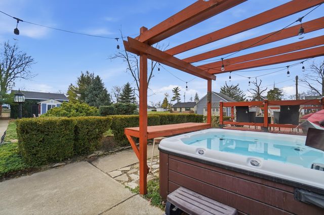 3267 Columbus Street, Grove City, OH 43123