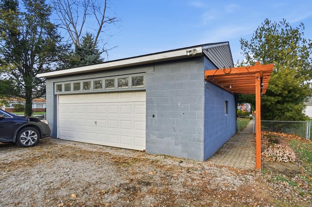 3267 Columbus Street, Grove City, OH 43123