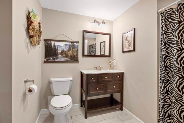 683 Tanglewood Drive, Shoreview, MN 55126