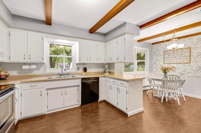 683 Tanglewood Drive, Shoreview, MN 55126