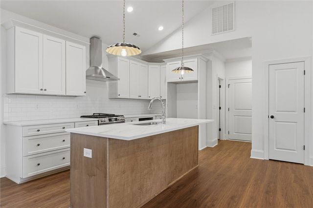 101 E C Lot A Avenue, Easley, SC 29640
