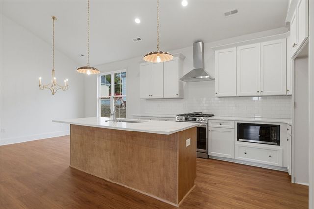101 E C Lot A Avenue, Easley, SC 29640
