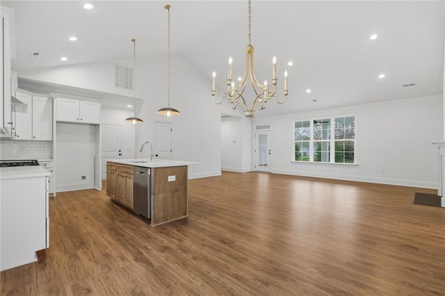 101 E C Lot A Avenue, Easley, SC 29640