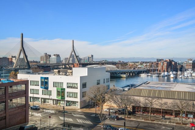 52 Snow Hill St, Boston, MA 02113