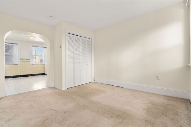 52 Snow Hill St, Boston, MA 02113